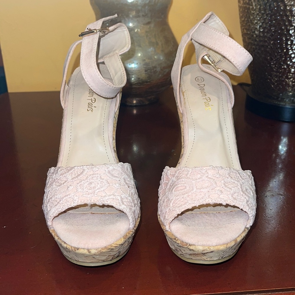 Platform sandals